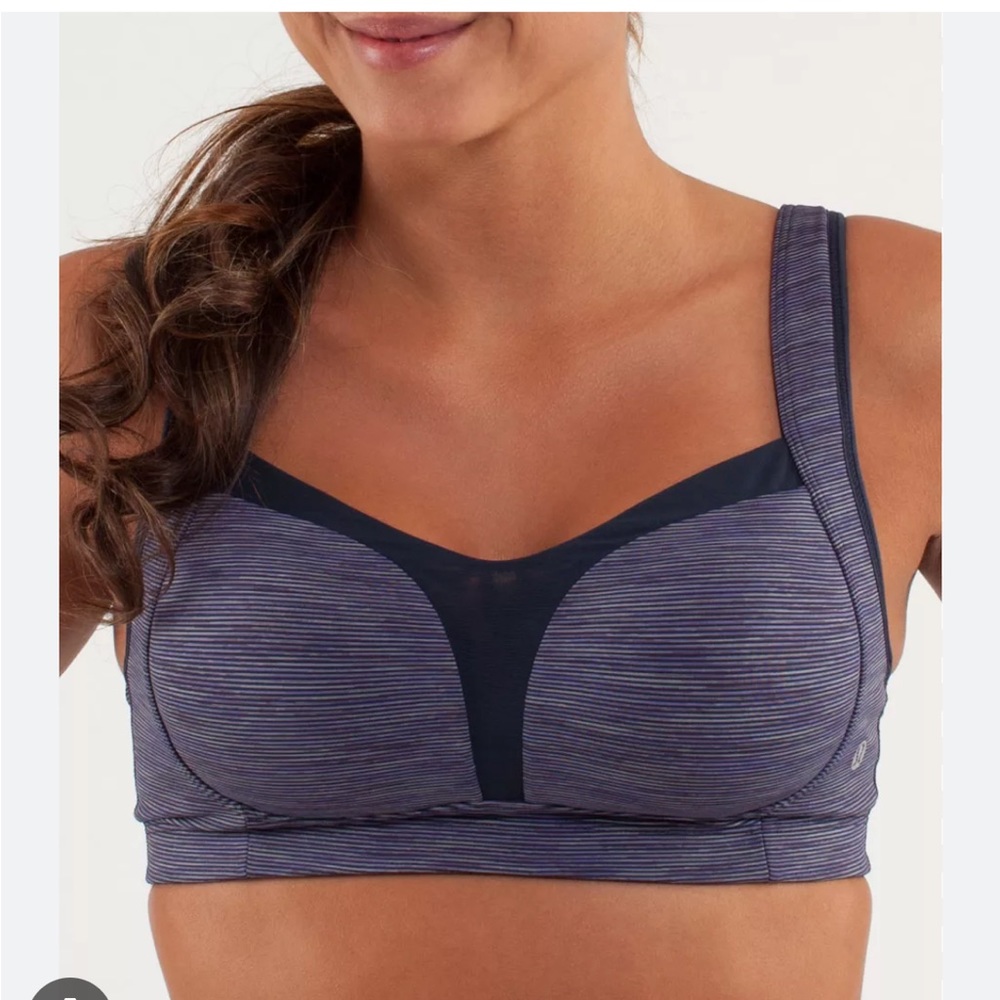 Lululemon Ta Ya Tamer purple bra size 36C